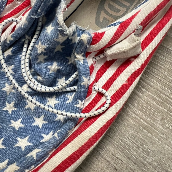 Hey Dude American shoes- W10 M8 - Picture 2 of 7